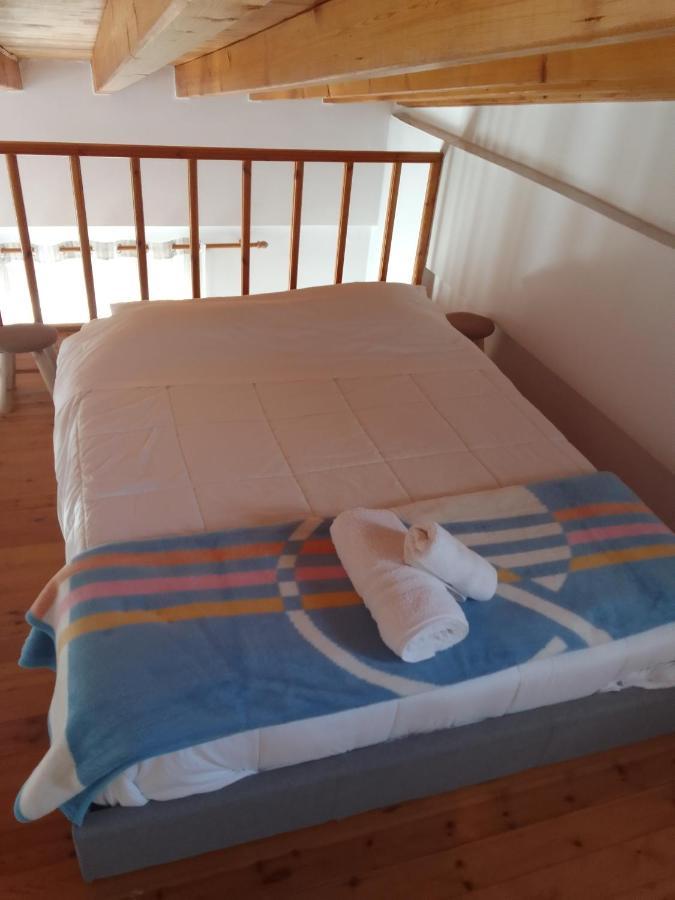Studios Στουσ Πυργουσ Θερμησ Mytilene Bagian luar foto