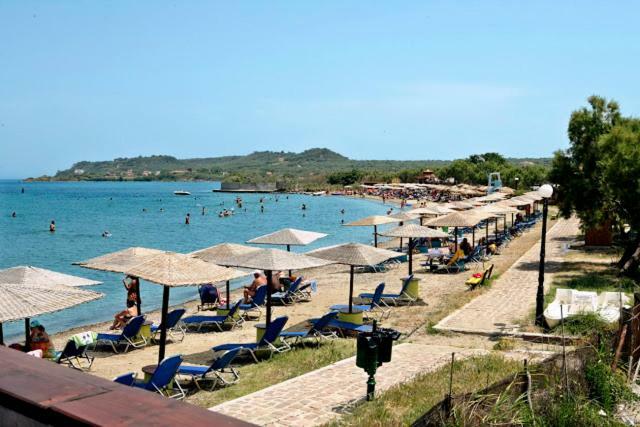 Studios Στουσ Πυργουσ Θερμησ Mytilene Bagian luar foto
